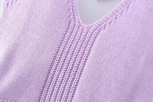 Maieu scurt tricotat, cu cravate și spate gol