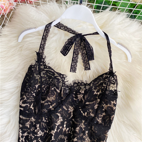 Maieu de damă din dantelă cu bretele