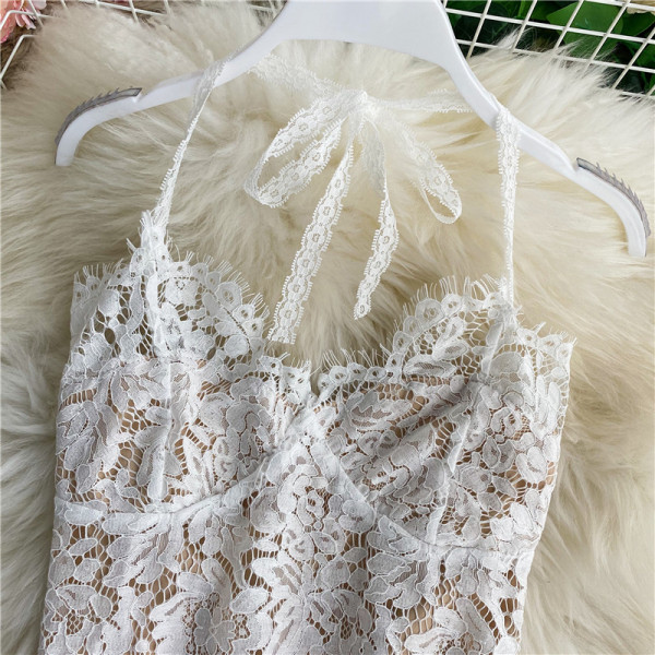 Maieu de damă din dantelă cu bretele