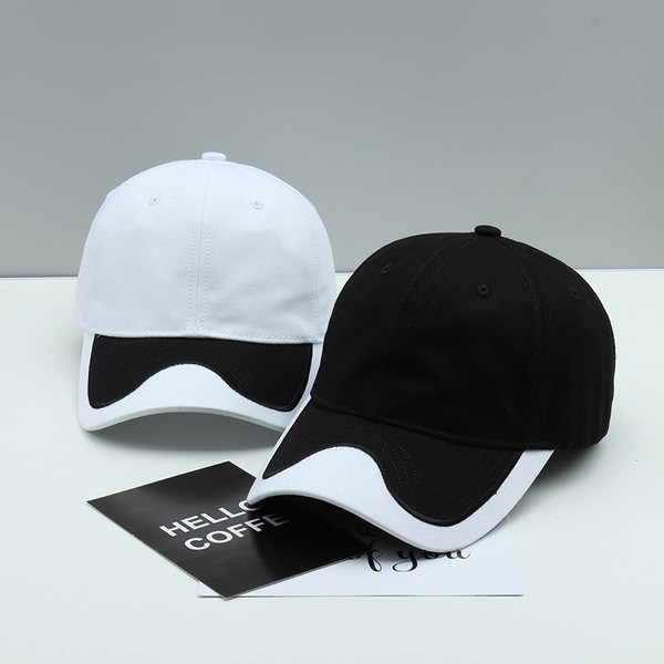 Palarie de dama cu vizor in culoarea alb-negru potrivita pentru vara