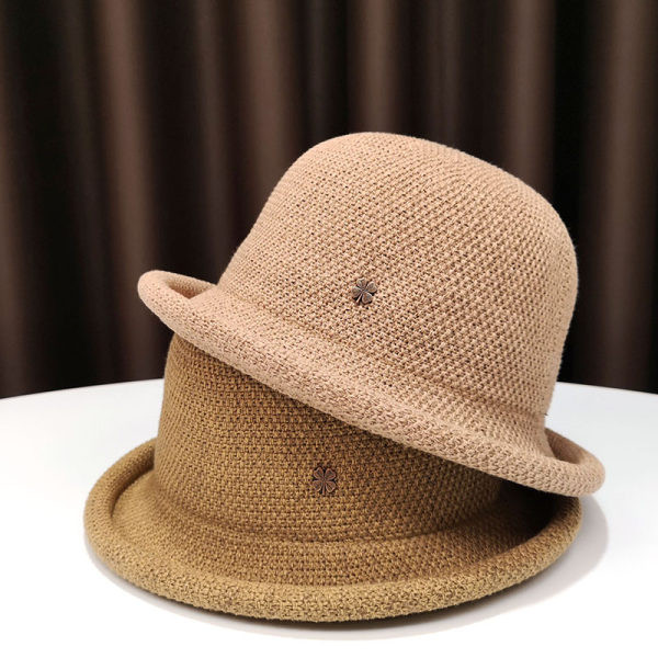 Palarie de dama cu decor metalic