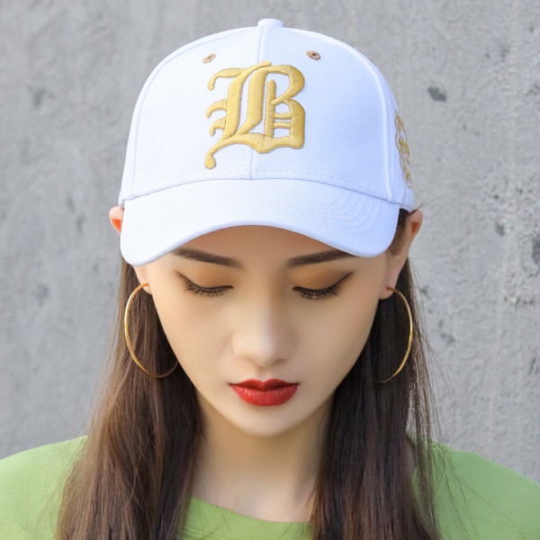 Pălărie de damă cu inscripție și vizor