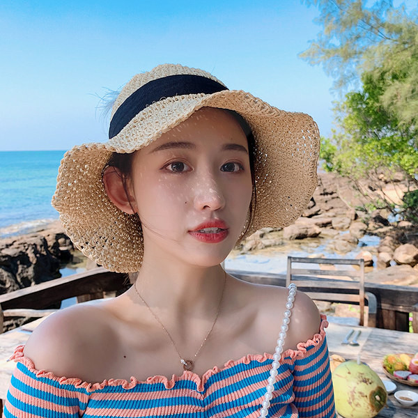 Palarie de paie de dama pentru plaja