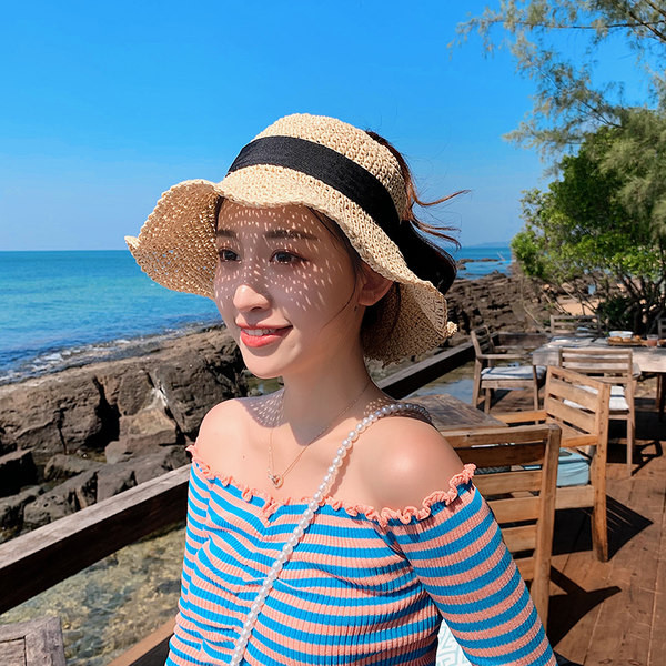 Palarie de paie de dama pentru plaja