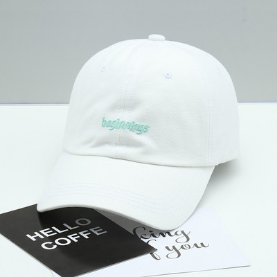 Pălărie de damă cu inscripție și vizor în diferite culori