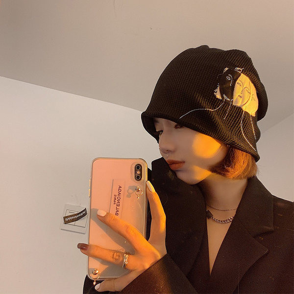 Palarie textila dama cu emblema