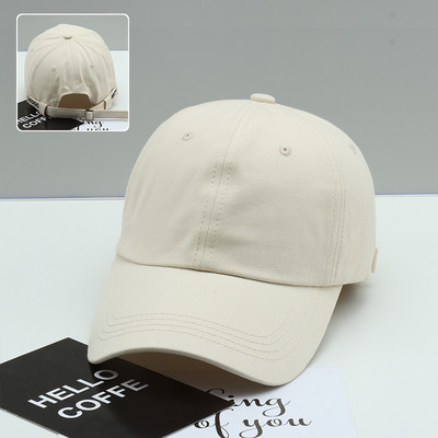 Pălărie de damă într-o singură culoare cu vizor și inscripție