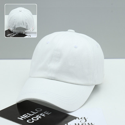 Pălărie de damă într-o singură culoare cu vizor și inscripție