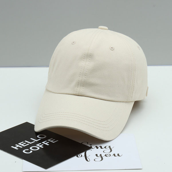 Pălărie de damă într-o singură culoare cu vizor și inscripție