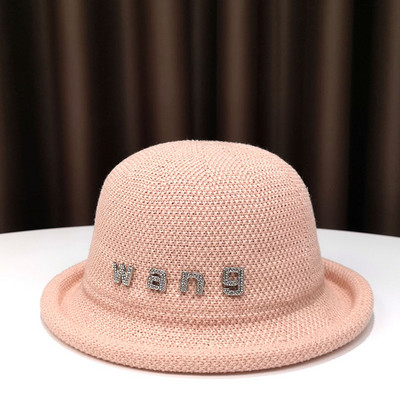 Palarie de dama cu litere metalice si pietre