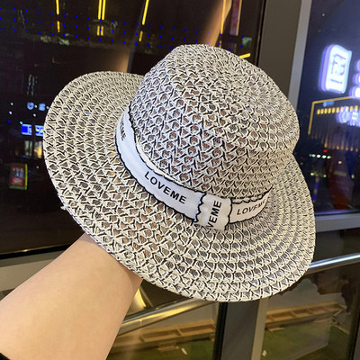 Palarie de dama moderna cu franjuri in alb si negru