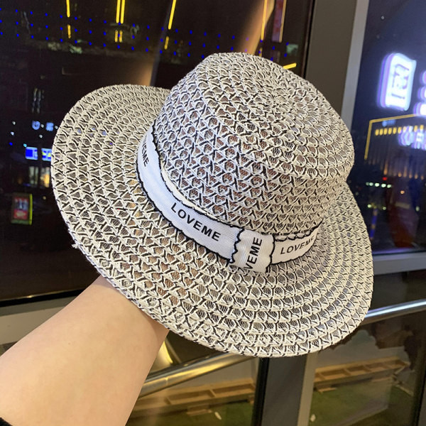 Palarie de dama moderna cu franjuri in alb si negru