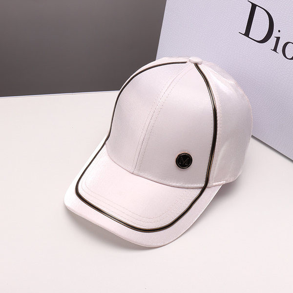 Pălărie de damă în alb și negru cu vizor