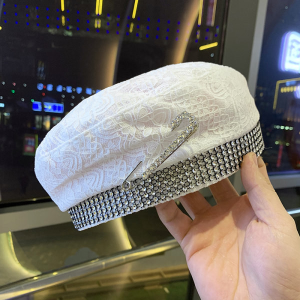 Palarie moderna de dama cu pietre - tip bereta