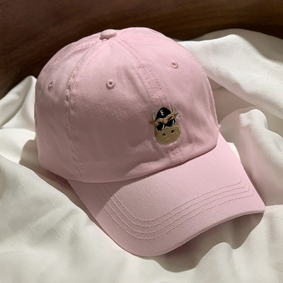 Γυναικείο καπέλο με γείσο και κέντημα σε διάφορα χρώματα