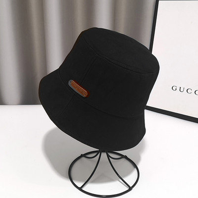 Palarie de dama in diferite culori potrivita pentru primavara