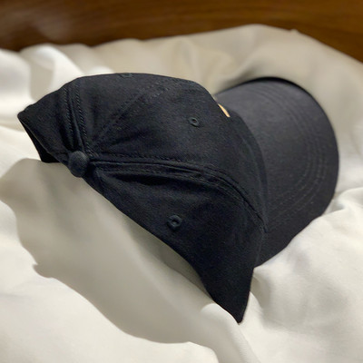 Palarie casual cu vizor si broderie potrivita pentru femei si barbati