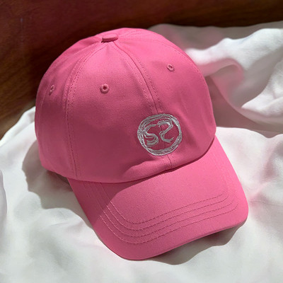 Palarie casual cu vizor si broderie potrivita pentru femei si barbati