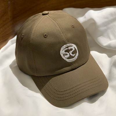 Palarie casual cu vizor si broderie potrivita pentru femei si barbati