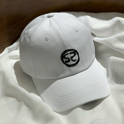 Palarie casual cu vizor si broderie potrivita pentru femei si barbati