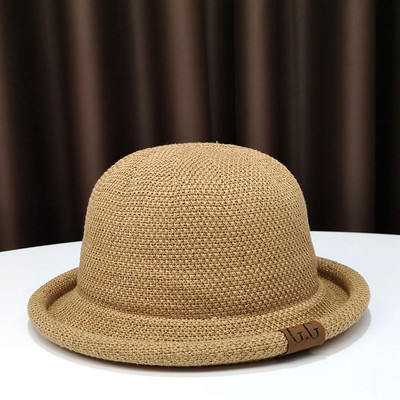 Ženska ljetna kapa sa grbom i šilterom