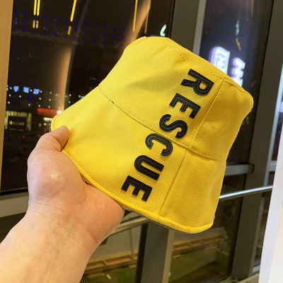 Palarie de dama model nou cu inscriptie in mai multe culori