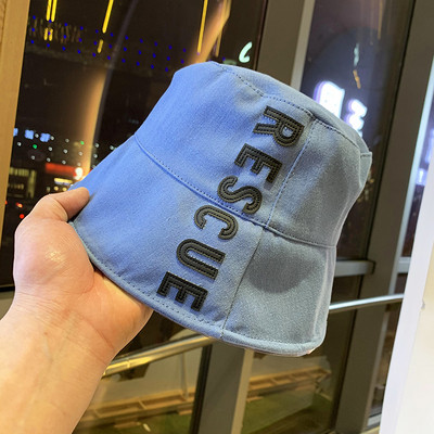 Palarie de dama model nou cu inscriptie in mai multe culori