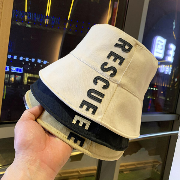 Palarie de dama model nou cu inscriptie in mai multe culori