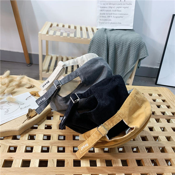 Palarie casual cu vizor si motive rupte