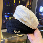 Pălărie de damă modernă tip beretă retro în alb și negru