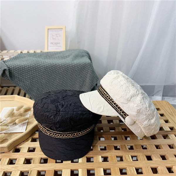 Bereta dama cu decor metalic