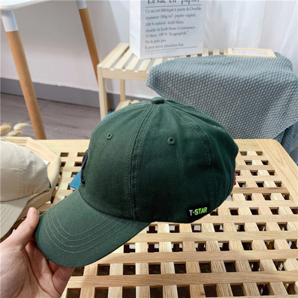 Palarie casual cu vizor si broderie potrivita pentru barbati si femei