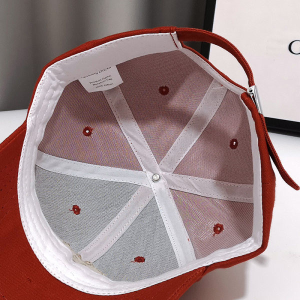 Palarie de dama cu vizor si broderie potrivita pentru vara