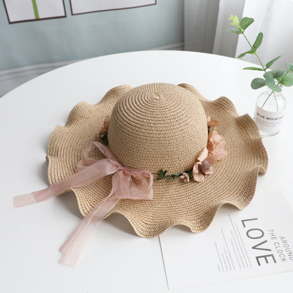 Ženska kapa za zaštitu od sunca s resama i cvjetnim ukrasom