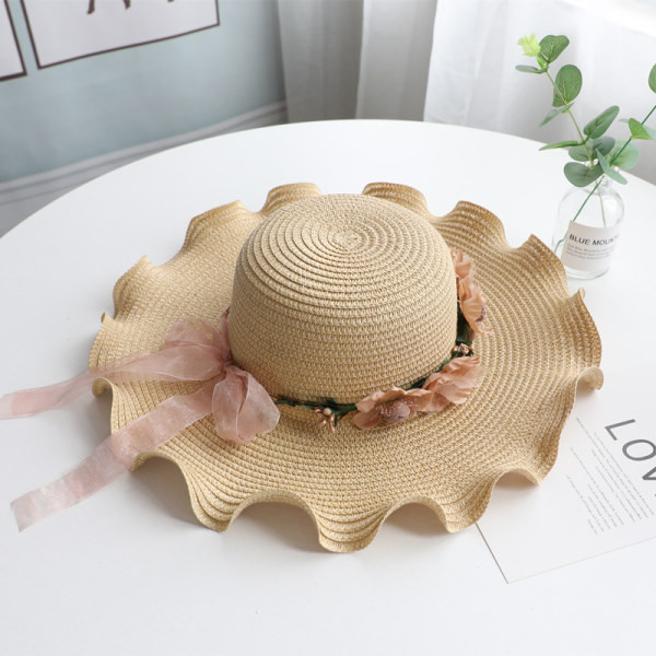 Ženska kapa za zaštitu od sunca s resama i cvjetnim ukrasom