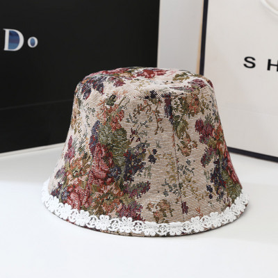 Ženski šešir sa cvjetnim motivima - ribarski tip