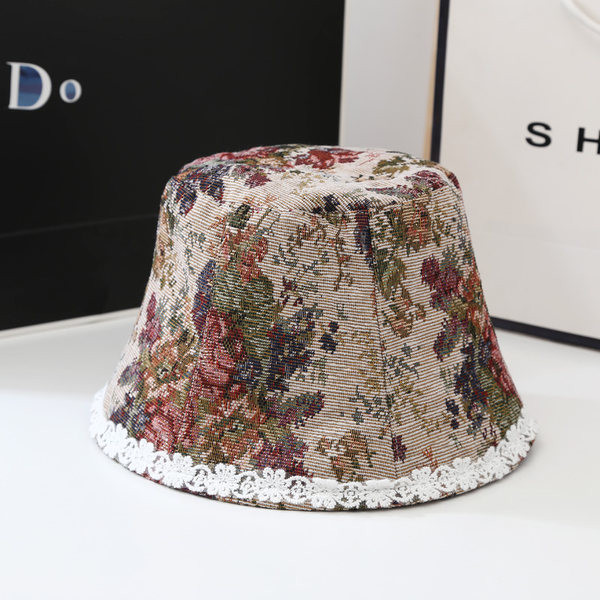 Ženski šešir sa cvjetnim motivima - ribarski tip