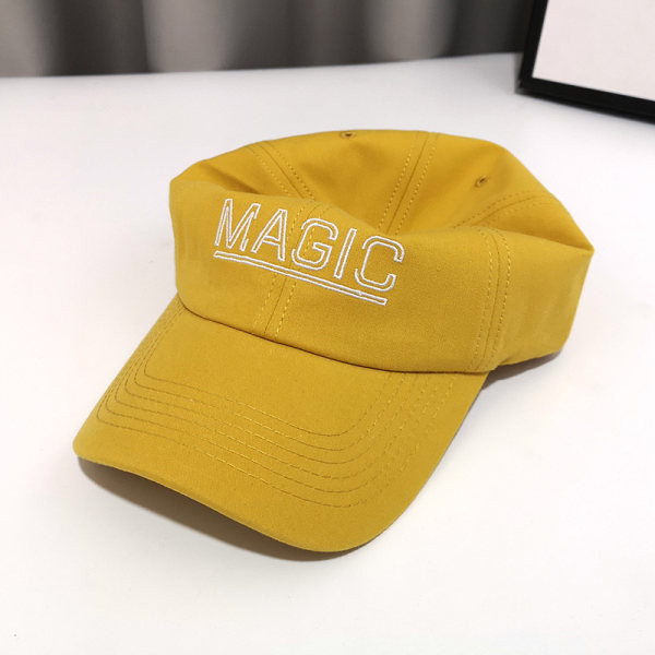 Pălărie casual de damă cu inscripție și vizor