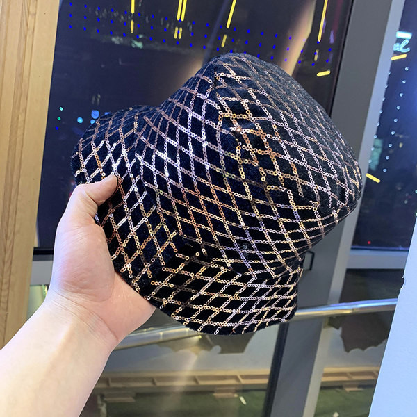 Palarie de dama model nou cu paiete ca un idiot