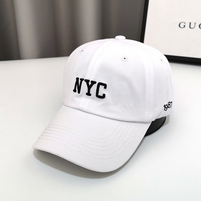 Pălărie cu inscripție și vizor în șase culori