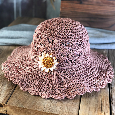 Καλοκαιρινό  γυναικείο καπέλο με κρόσσια και λουλούδια