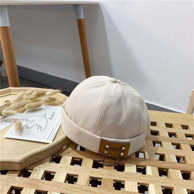 Υφασμάτινο καπέλο Unisex με μεταλλική αλυσίδα