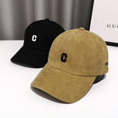 Pălărie de catifea pentru femei cu inscripție