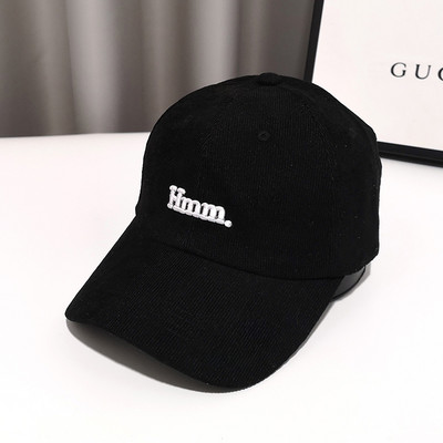 Γυναικείο καπέλο με επιγραφή και γείσο σε διάφορα χρώματα