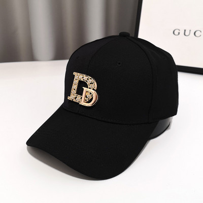 Palarie casual dama cu decor metalic in mai multe culori