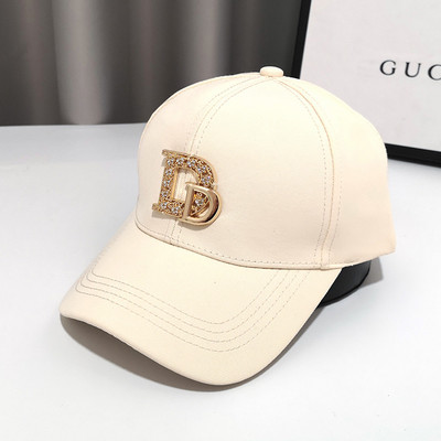 Palarie casual dama cu decor metalic in mai multe culori