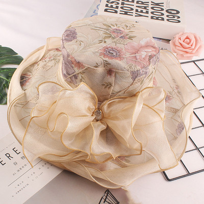 Palarie de dama actuala cu panglica si motive florale