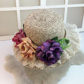 Palarie de dama cu flori colorate si dantela