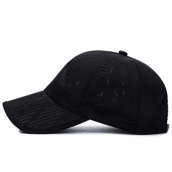 Dámska letná čiapka so šiltom s dierkami