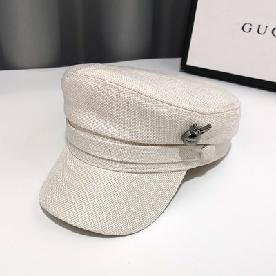 Palarie moderna de dama cu decor metalic